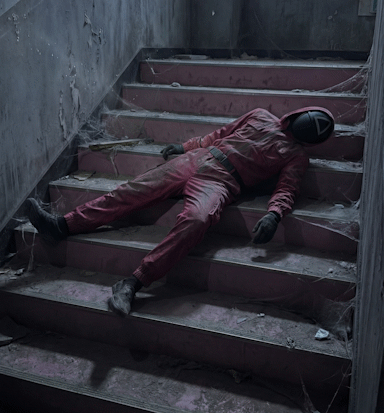 Prompt Guide - How to Create an Abandoned Movie Set Video with AI